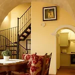 Torre Indipendente Con Terrazza * レッチェ