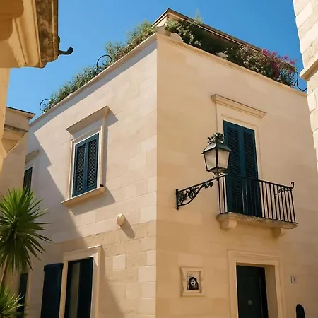 Chalet Torre Indipendente Con Terrazza Lecce