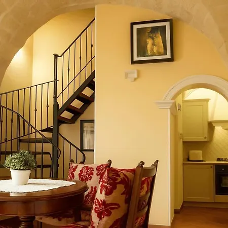 Torre Indipendente Con Terrazza