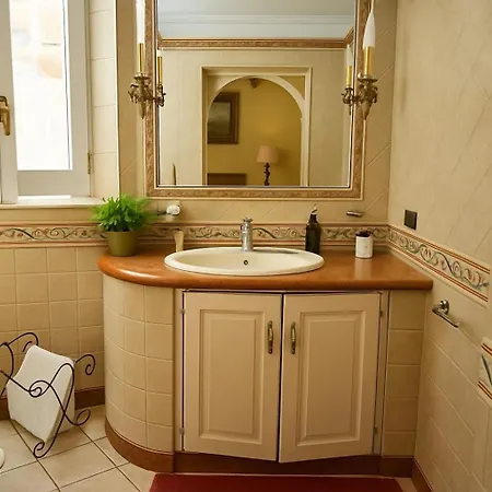 Torre Indipendente Con Terrazza Lecce